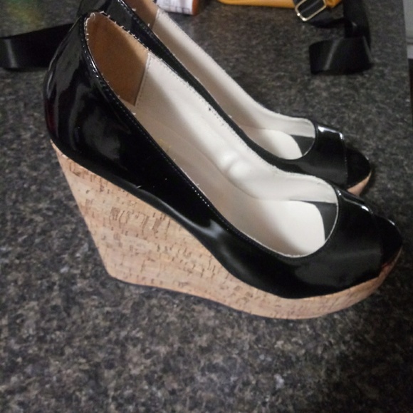 Christian Louboutin Shoes - Christian Louboutin Christian Louboutin Shoes - Christian Louboutin